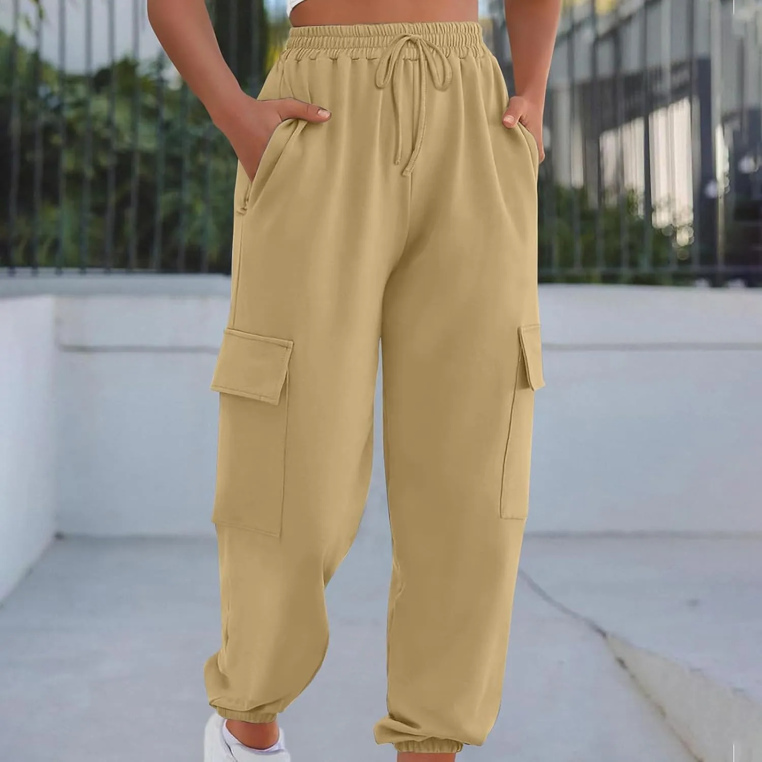 Cargo Joggers for Women Baggy High Waisted Sweatpants with Pockets Trendy Comfy Loose Workout Pants Jogging Pants