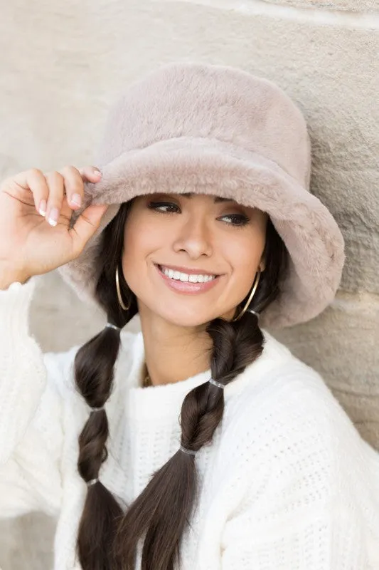 Cozy Ultra-Soft Plush Bucket Hat