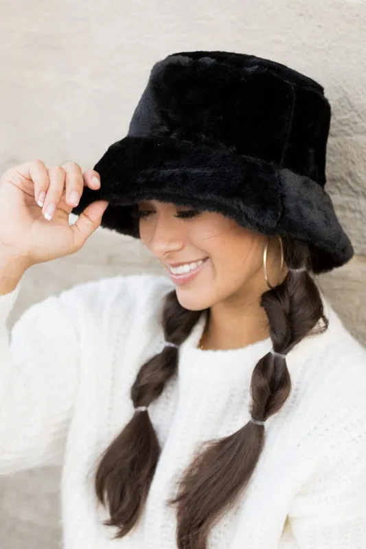 Cozy Ultra-Soft Plush Bucket Hat