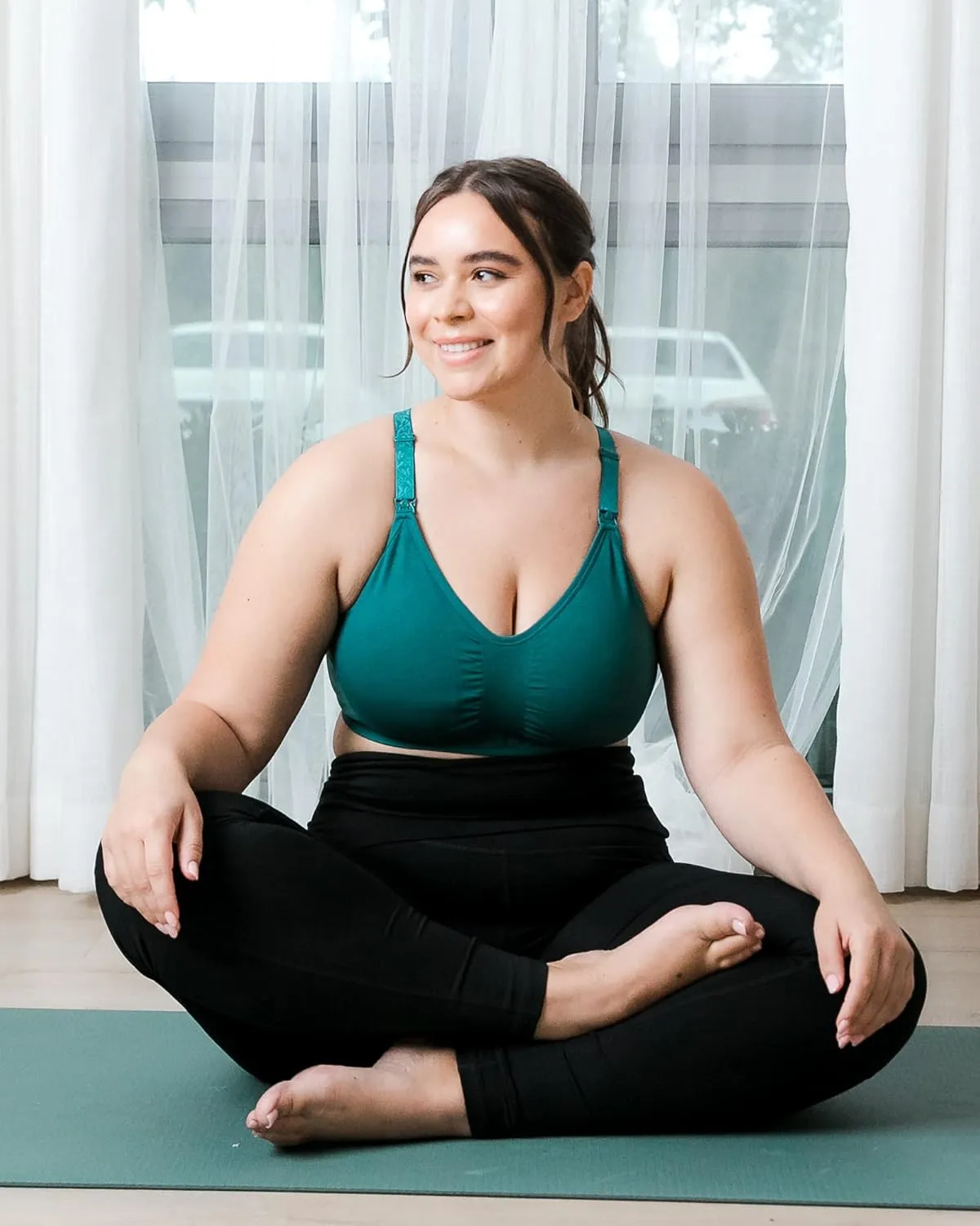 Kindred Bravely Sublime Sports Pumping Bra Hands Free | All-in-One Nursing Bras for Breastfeeding and Pumping