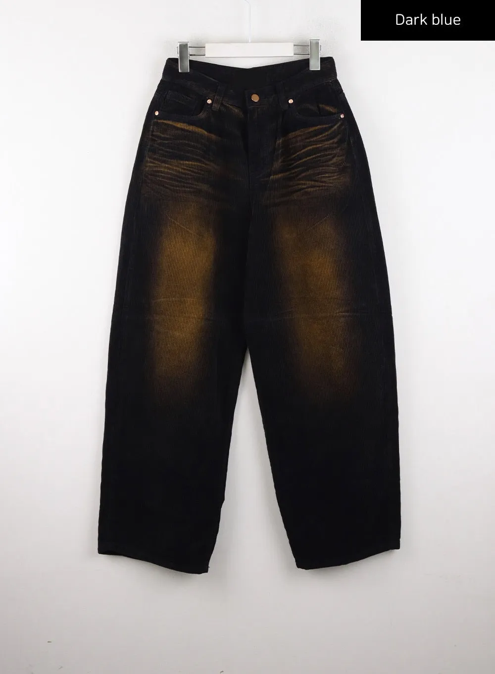 Mid-Rise Barrel Leg Jeans CD304