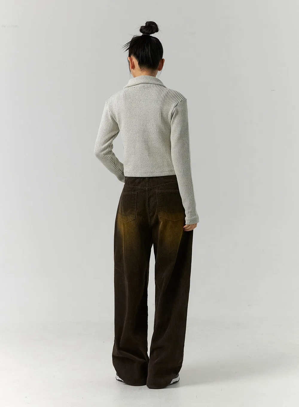 Mid-Rise Barrel Leg Jeans CD304