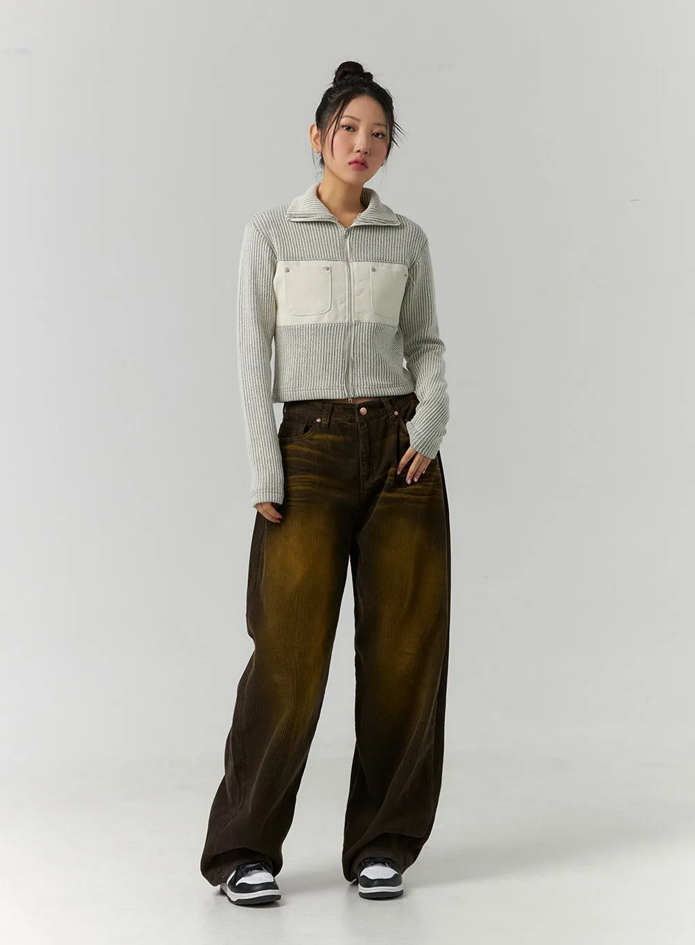 Mid-Rise Barrel Leg Jeans CD304