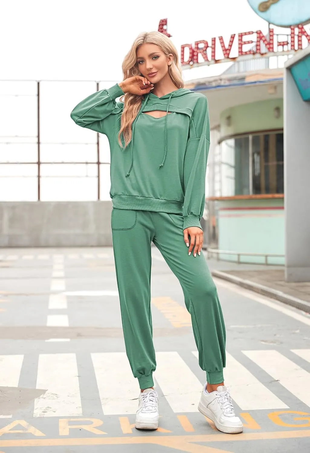 Pink Queen Womens 2 Piece Sweatsuit Outfits Long Sleeve Cutout Hoodies and Drawstring Pants Tracksuit Lounge Set with Pockets