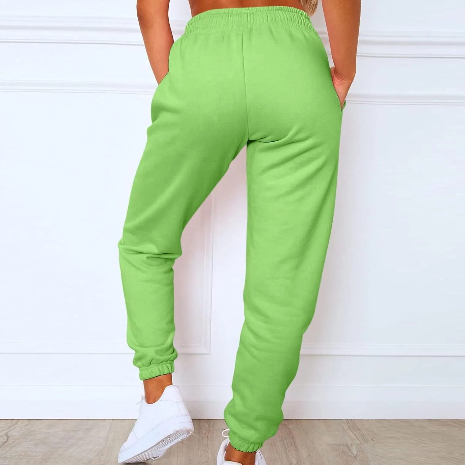 Sweats for Women High Waisted Fleece Lined Sweatpants Joggers with Pockets Trendy Casual Comfy Jogging Pants