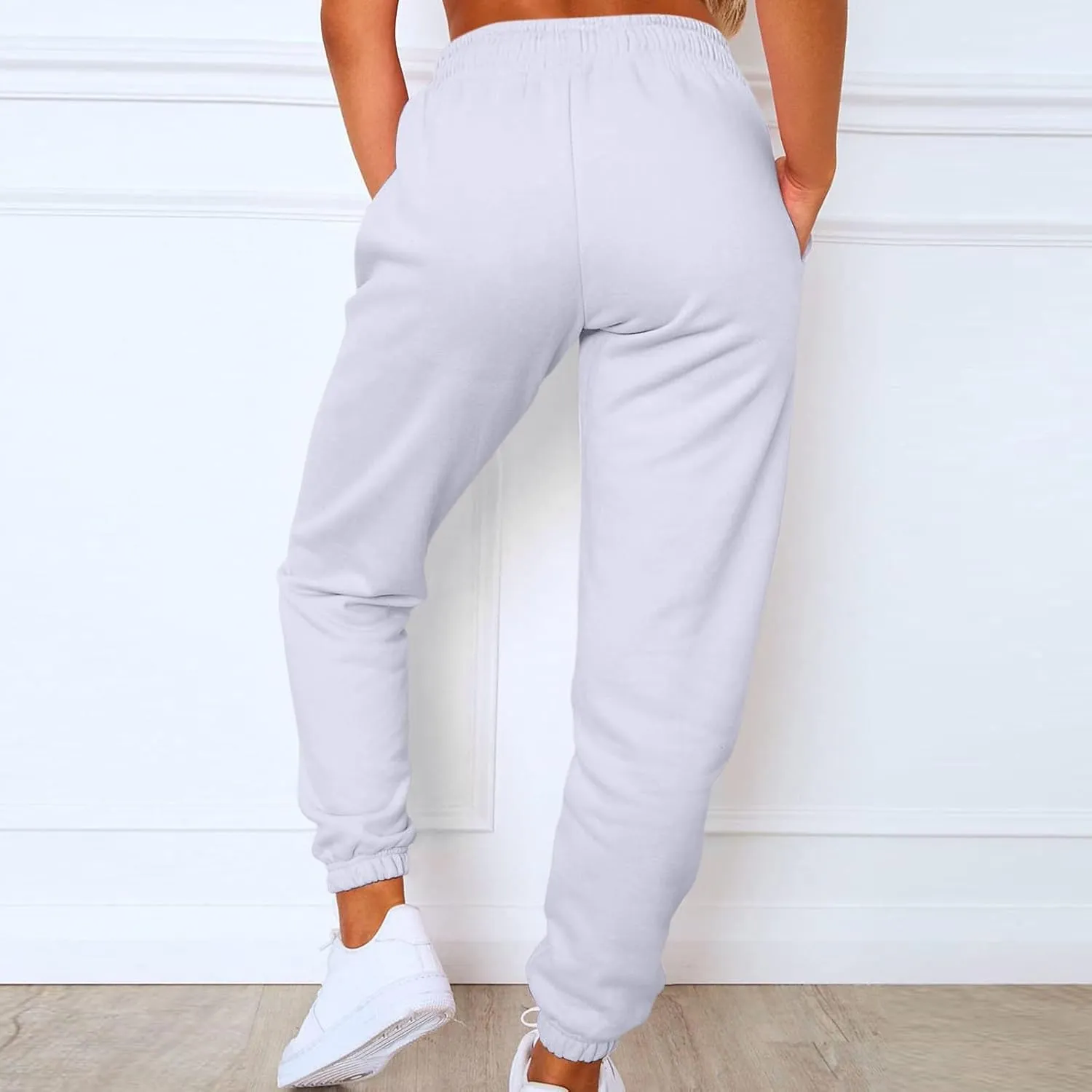 Sweats for Women High Waisted Fleece Lined Sweatpants Joggers with Pockets Trendy Casual Comfy Jogging Pants