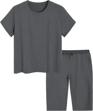Weintee Women's Plus Size Petite 2 Piece Sweatsuits Matching Top and Capris Loungewear Set